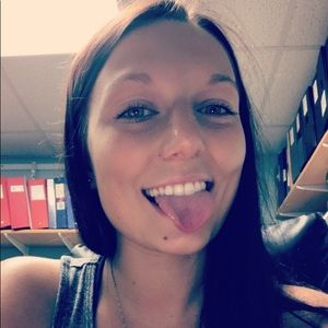 Meet your Posher, Michaela